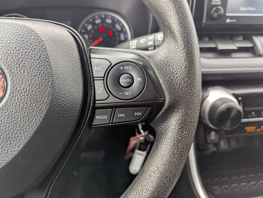 Used 2020 Toyota RAV4 LE w/ All Weather Liner Package AWD/4WD image 24