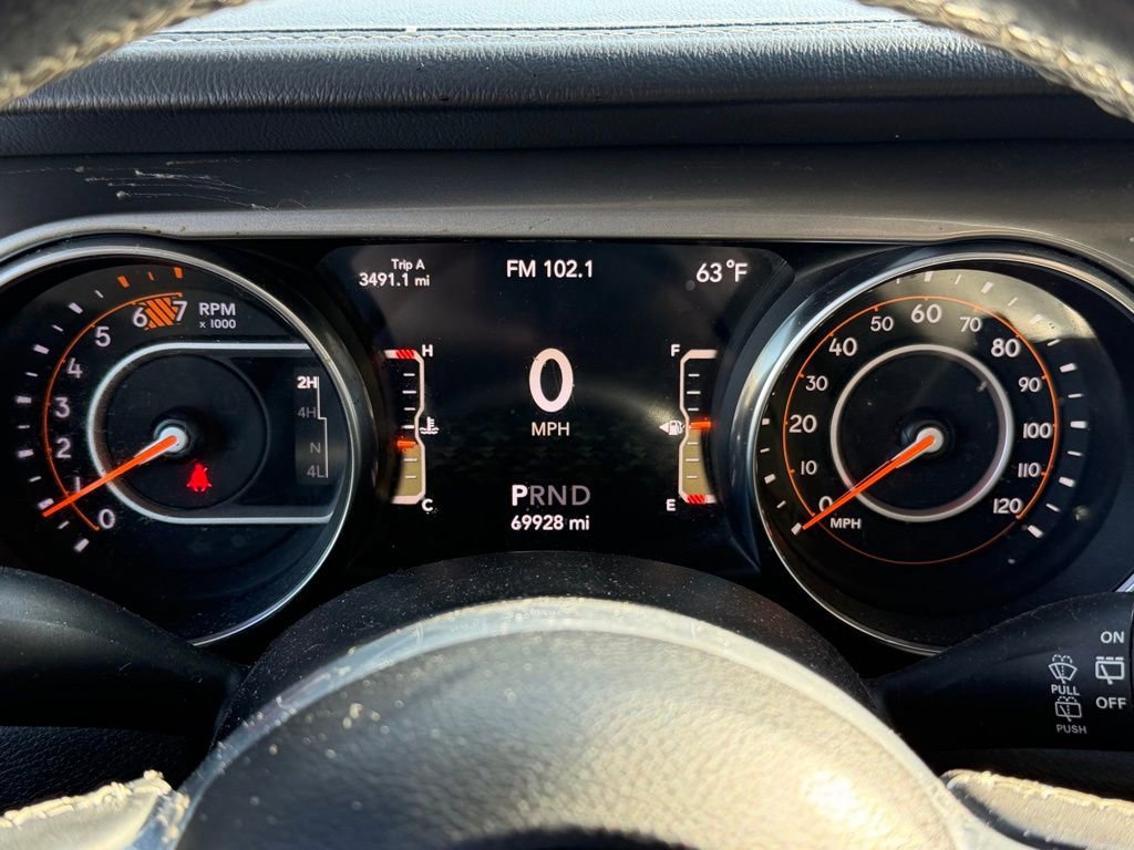 Used 2019 Jeep Wrangler Unlimited Sahara image 17