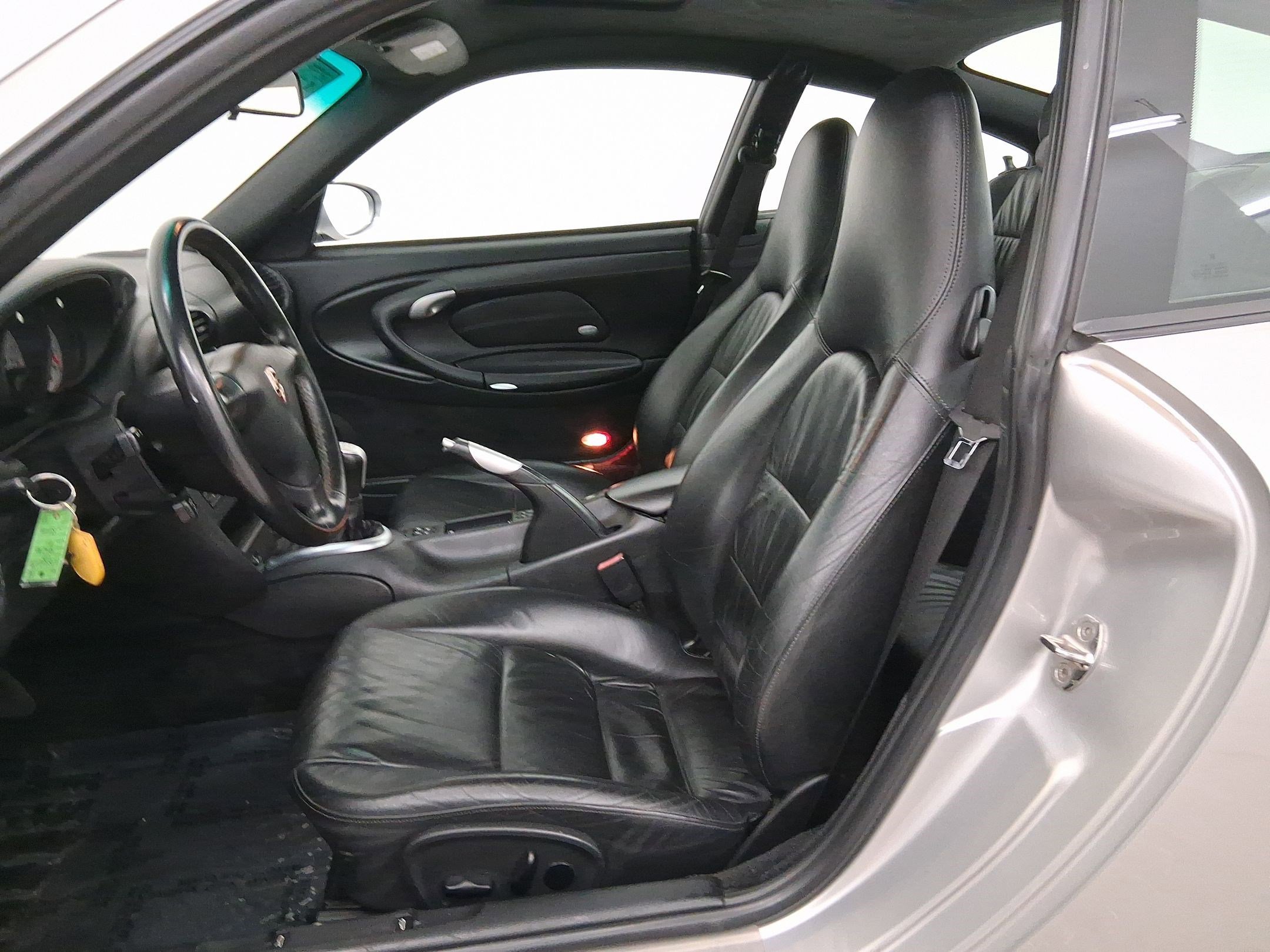 Used 2003 Porsche 911 Carrera 4S image 5