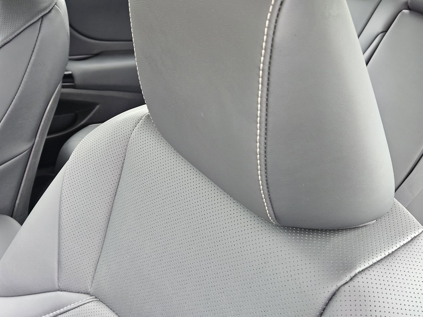 Used 2025 Lexus ES 350 w/ Accessory Package (Z2) FWD image 31