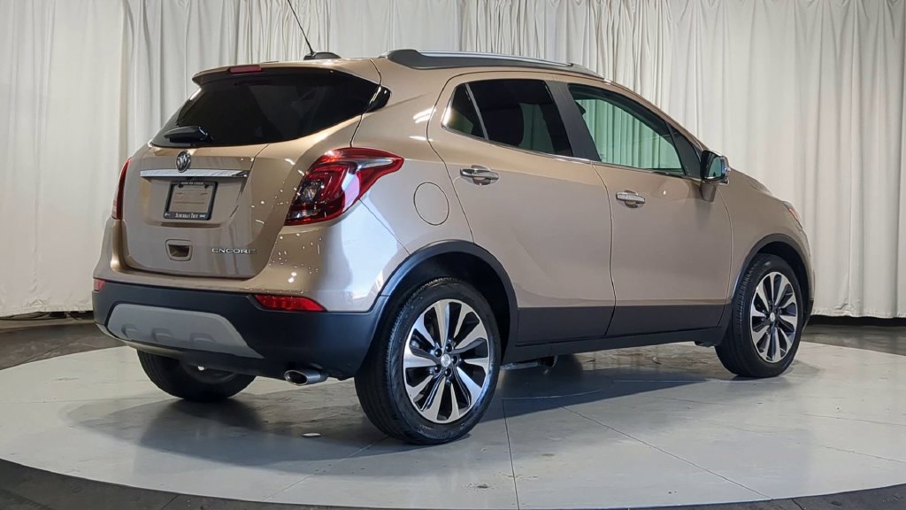 Used 2019 Buick Encore Essence FWD image 10