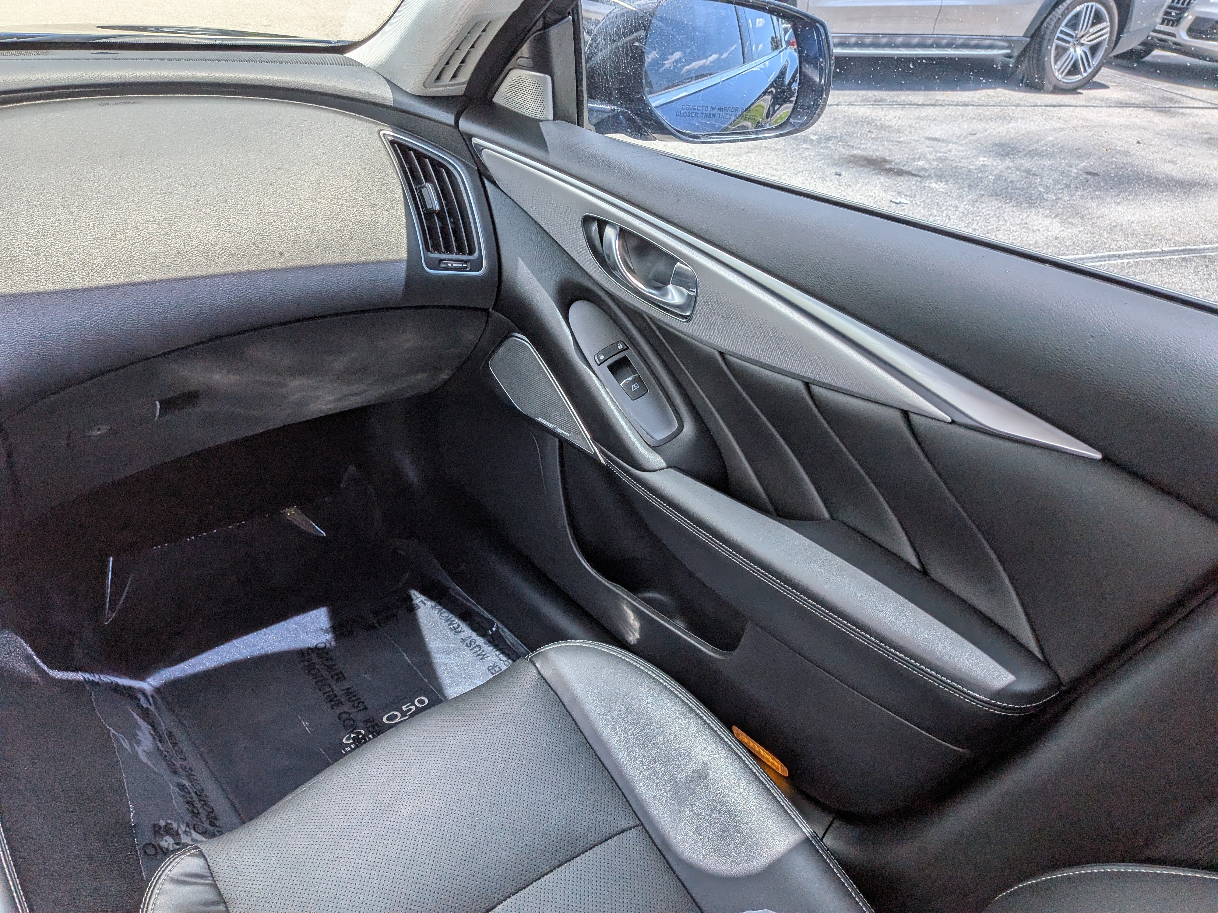 Used 2022 INFINITI Q50 Luxe w/ Cargo Package RWD image 18