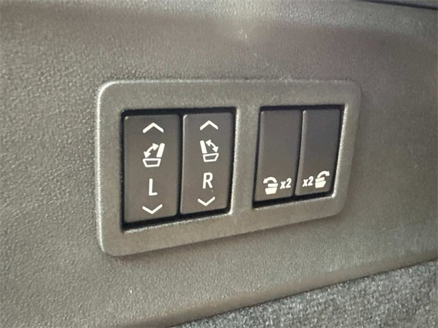 New 2025 Cadillac Escalade IQ Luxury 1 w/ Smart Trailering package image 7