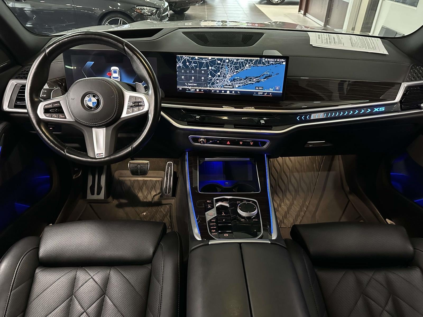 Used 2024 BMW X5 xDrive40i w/ M Sport Package AWD/4WD image 15