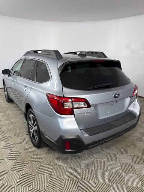 Used 2018 Subaru Outback 2.5i Limited AWD/4WD image 5