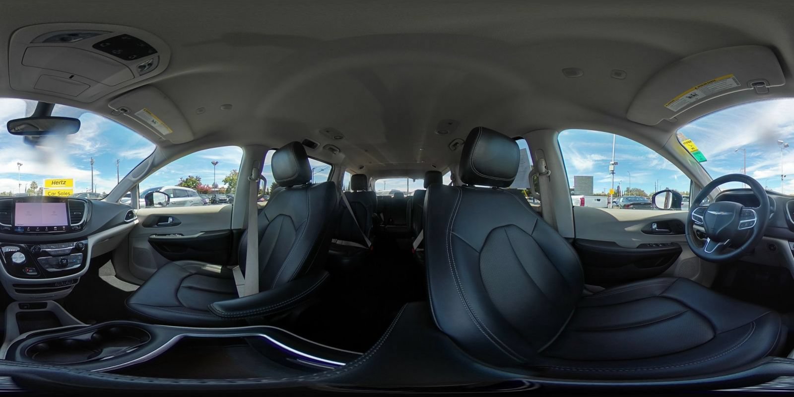 Used 2024 Chrysler Pacifica Touring-L FWD image 44