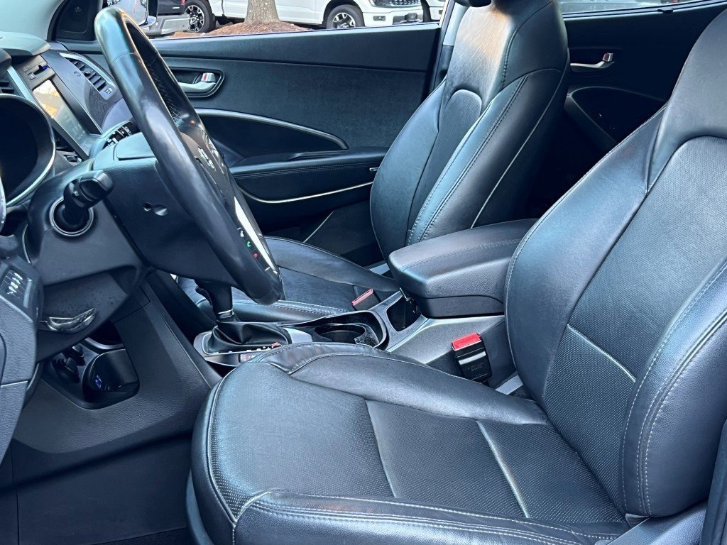 Used 2017 Hyundai Santa Fe Sport image 18