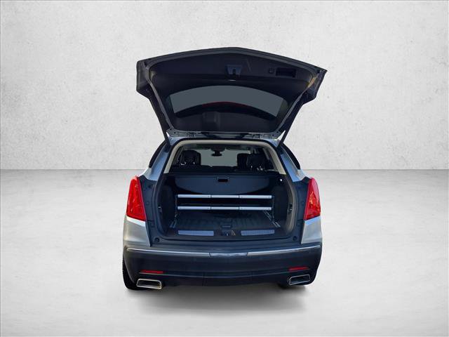 Used 2017 Cadillac XT5 Premium Luxury w/ LPO, Wheel Lock Package FWD image 6