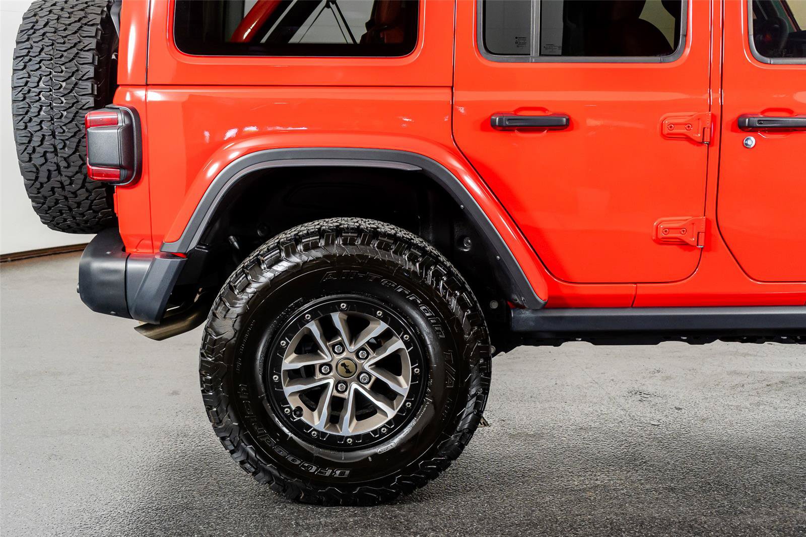 Used 2024 Jeep Wrangler Unlimited Rubicon 392 AWD/4WD image 8