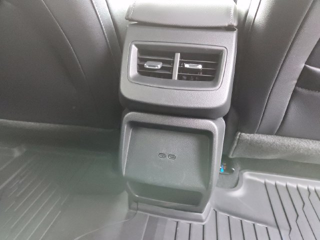 New 2026 Chevrolet Equinox EV LT w/ LPO, Blackout Package FWD image 14