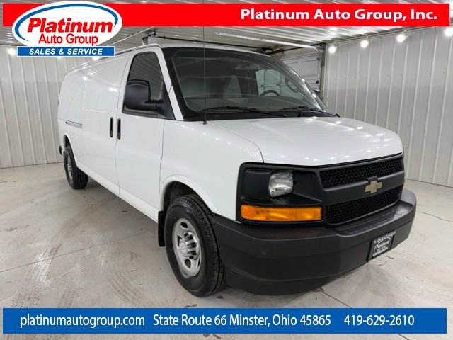 Used 2017 Chevrolet Express 3500 Extended image 7