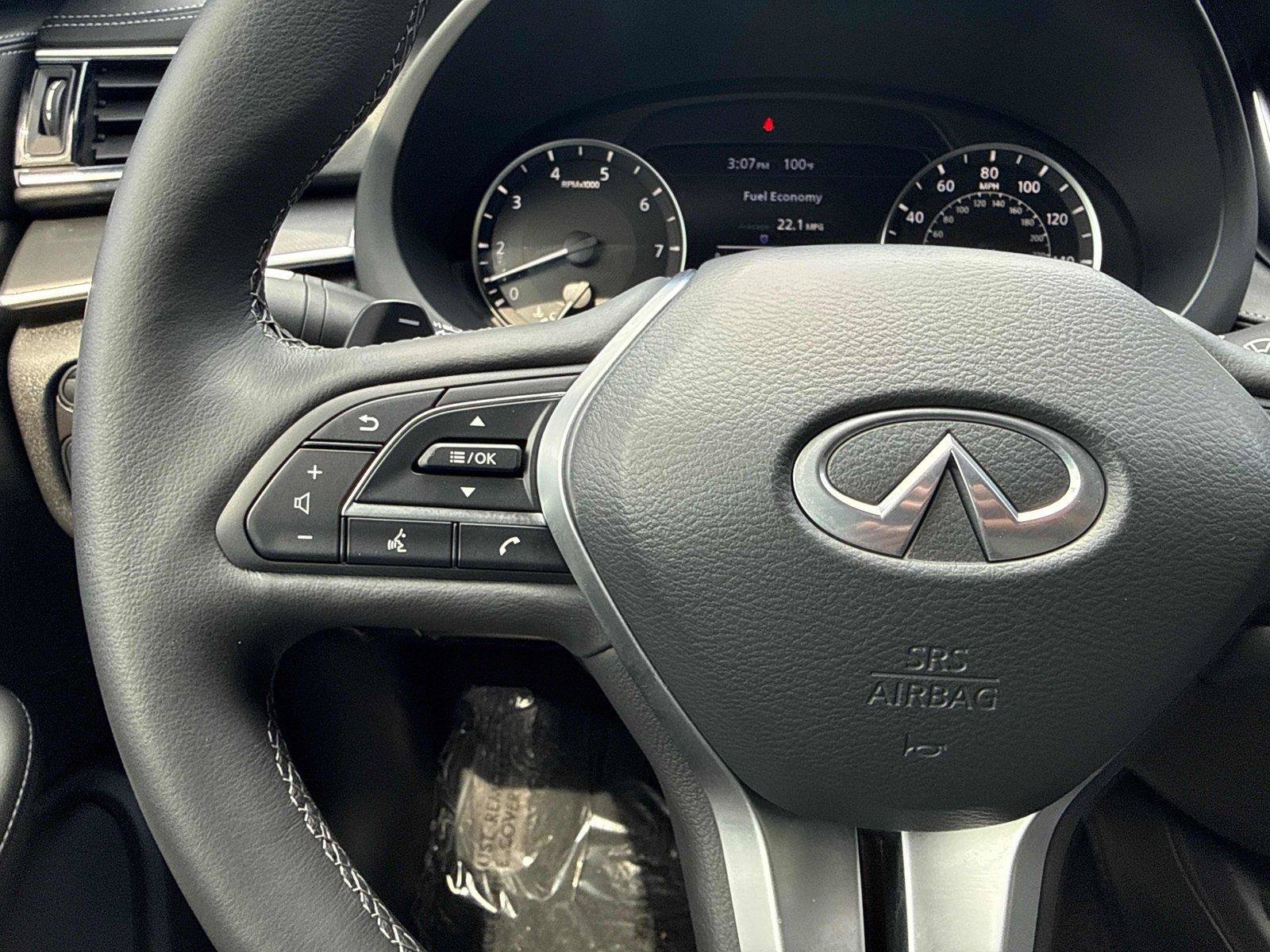 Used 2025 INFINITI QX50 Luxe w/ Accent Package AWD/4WD image 18