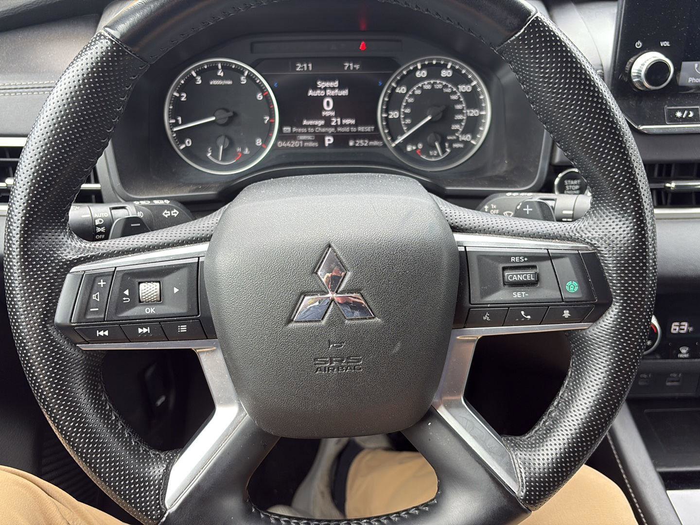 Used 2024 Mitsubishi Outlander SE image 18