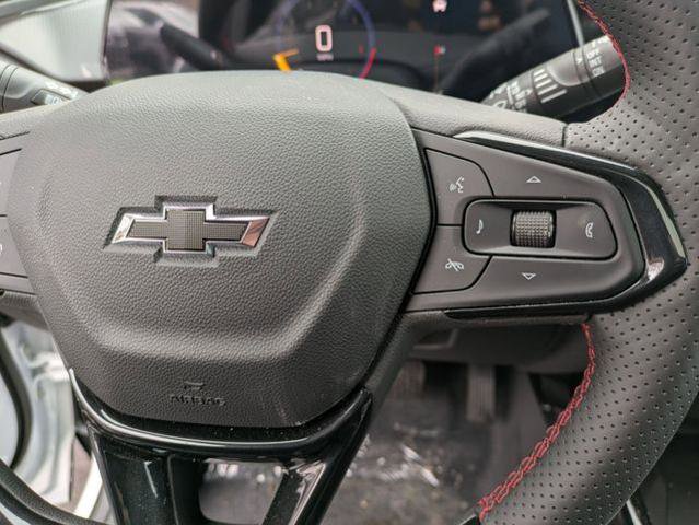 New 2026 Chevrolet Trax RS w/ Sunroof Package FWD image 13