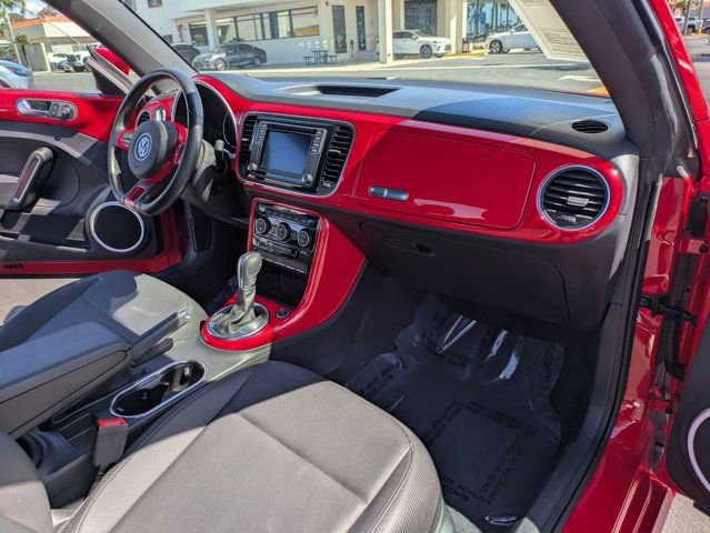 Used 2018 Volkswagen Beetle 2.0T SE image 31