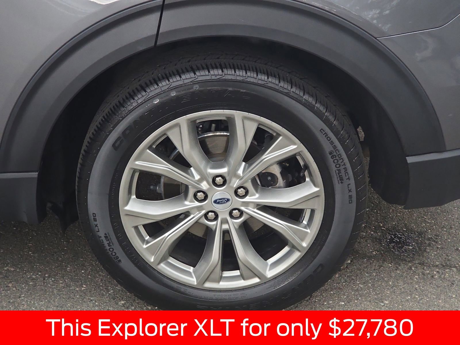 Used 2023 Ford Explorer XLT w/ Equipment Group 202A image 43