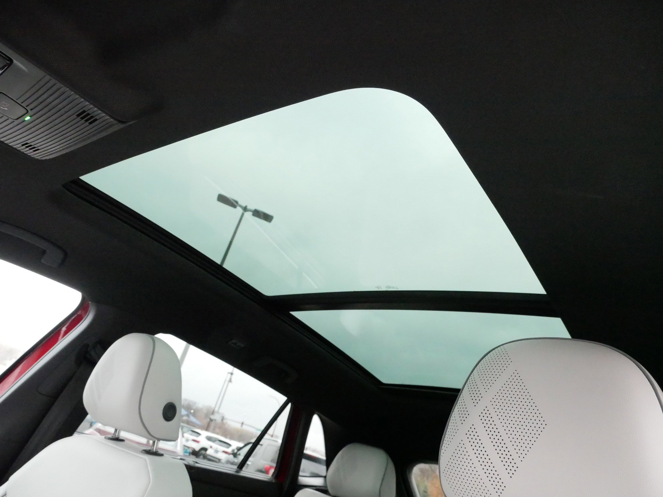 Certified 2025 Volkswagen Atlas Cross Sport SEL Premium R-Line image 34