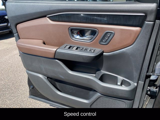Used 2025 Honda Pilot Elite image 19