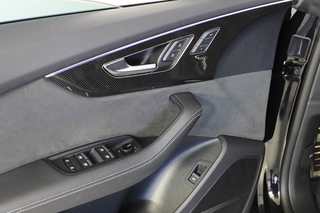 Used 2023 Audi SQ8 Premium Plus image 12