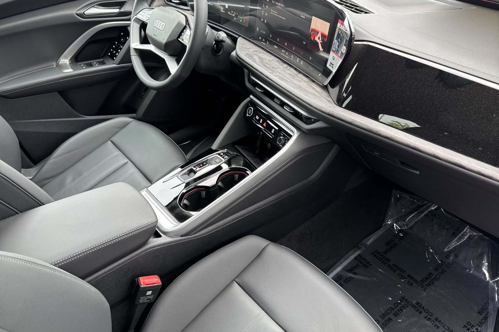 New 2025 Audi Q5 Premium image 13