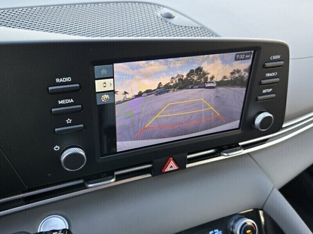 New 2026 Hyundai Elantra SEL Sport Premium FWD image 9