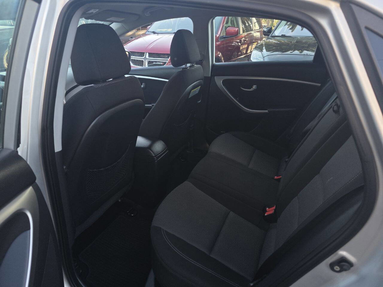 Used 2014 Hyundai Elantra GT image 12