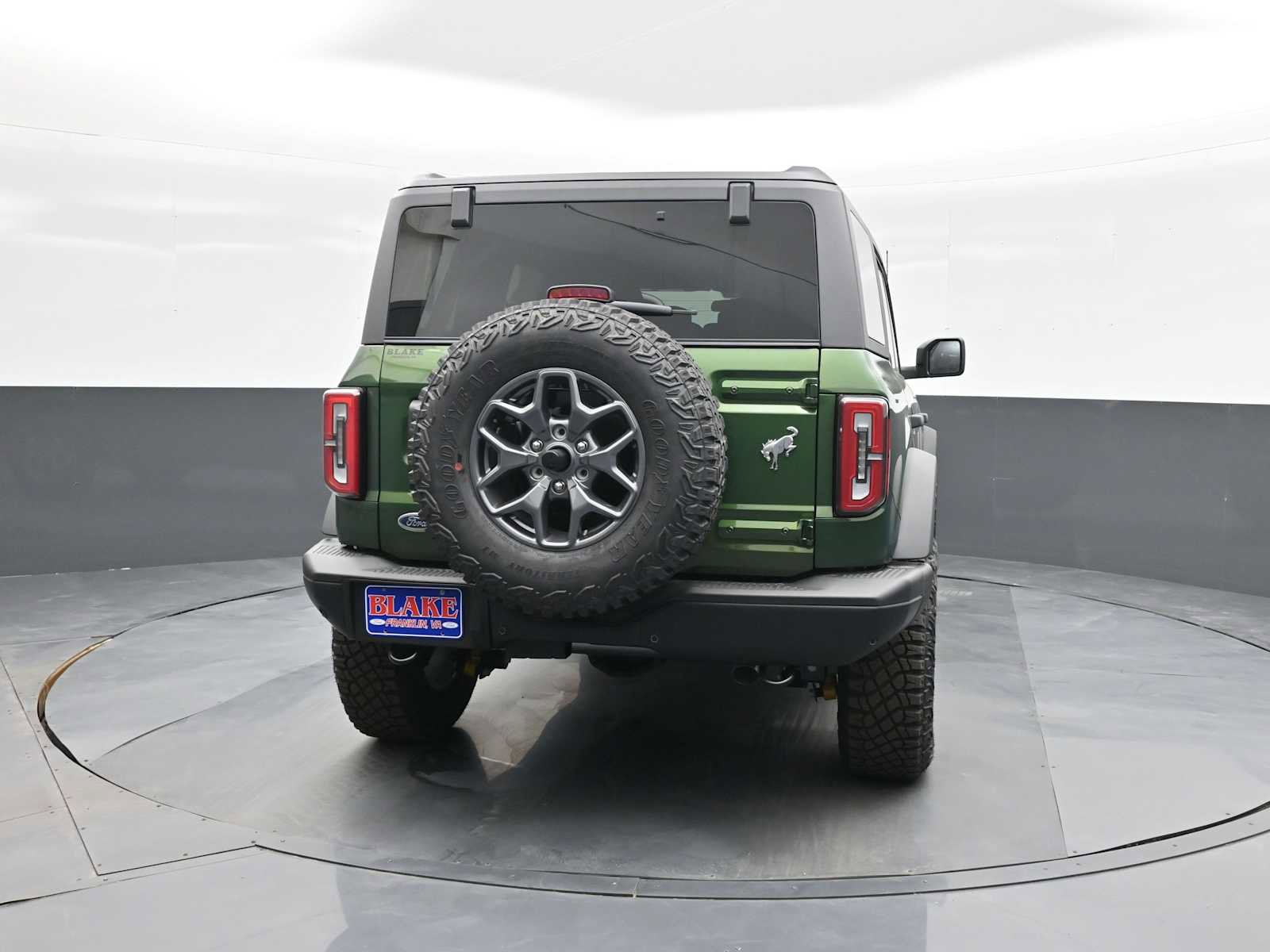 New 2025 Ford Bronco Badlands image 8