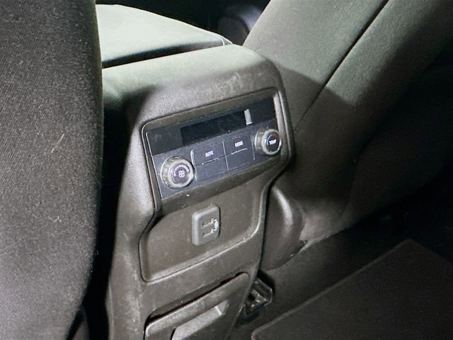 Used 2019 GMC Acadia SLE image 25