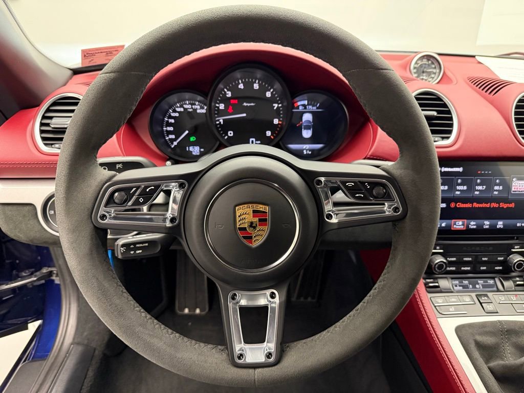 Used 2022 Porsche 718 Boxster Spyder image 12