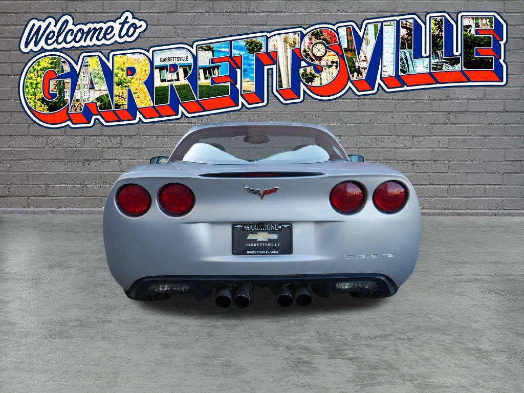 Used 2011 Chevrolet Corvette Coupe w/ Preferred Equipment Group RWD image 7