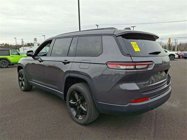 Used 2023 Jeep Grand Cherokee L Laredo image 8