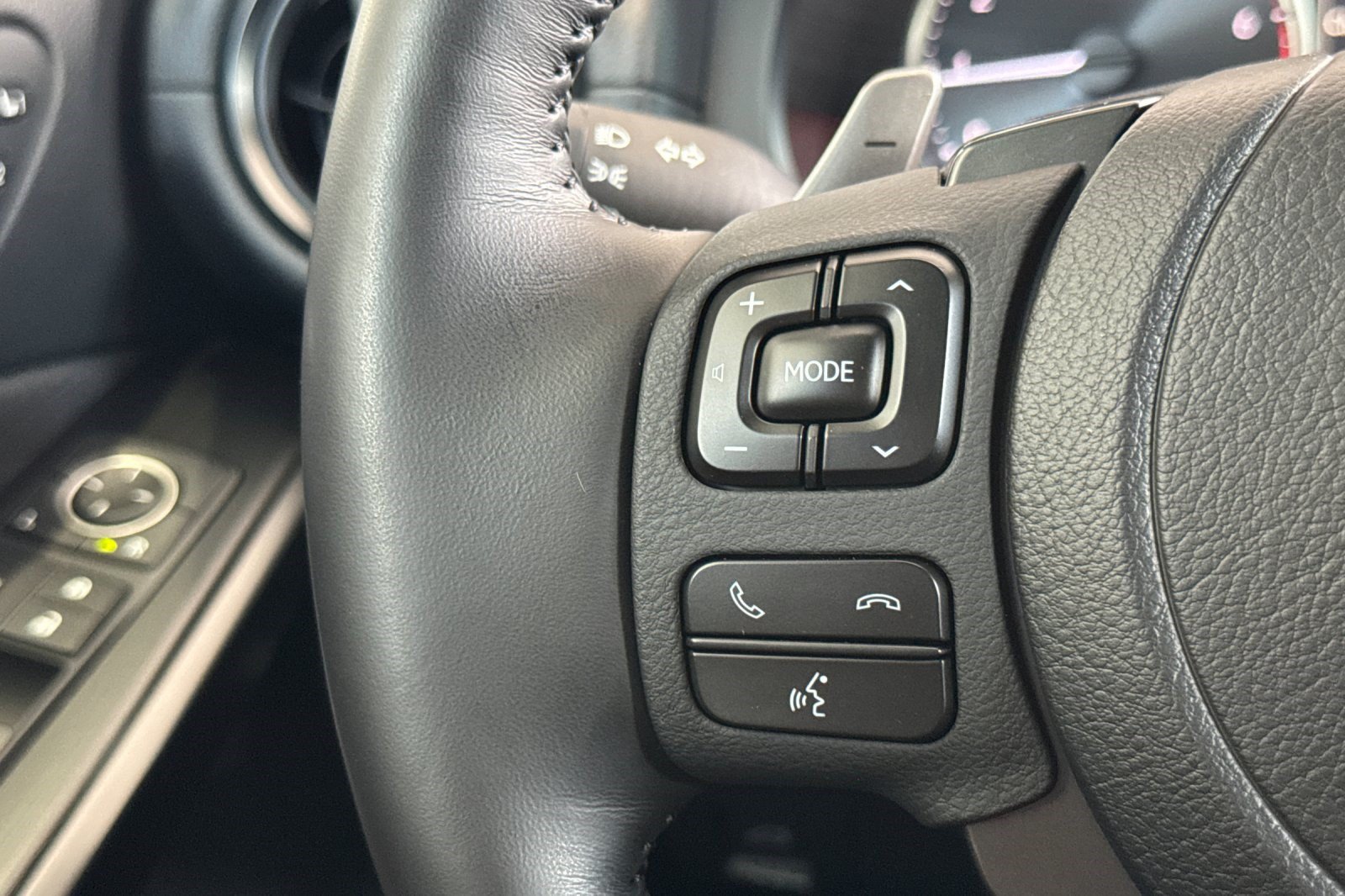 Certified 2024 Lexus IS 300 w/ Premium Package RWD image 29