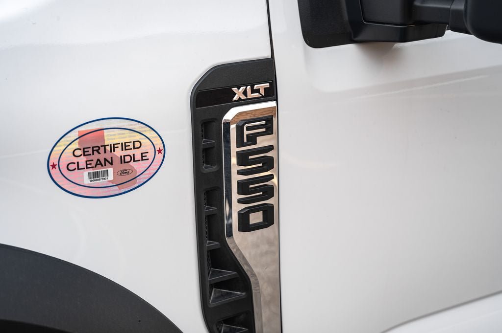 Used 2025 Ford F550 4x4 Crew Cab w/ XLT Value Package image 13