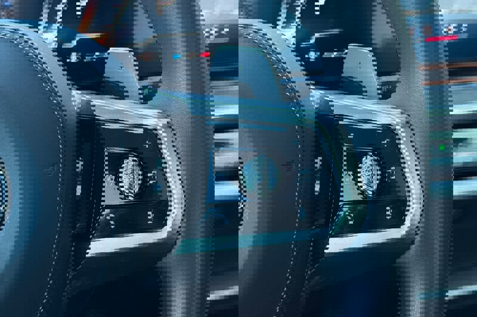 Certified 2023 BMW 760i xDrive w/ Executive Package image 26