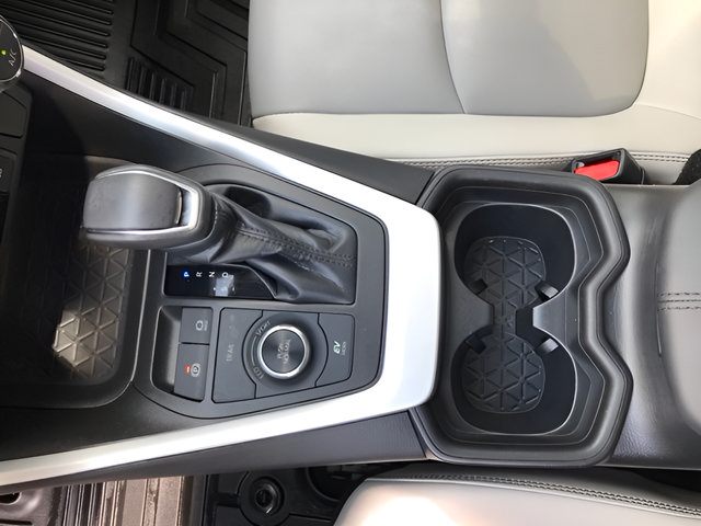 Certified 2021 Toyota RAV4 XLE Premium AWD/4WD image 20