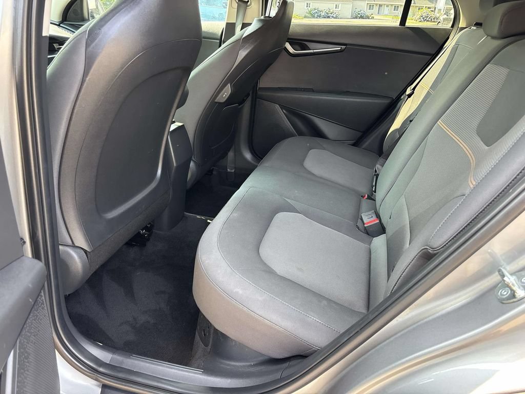 Certified 2023 Kia Niro LX FWD image 10