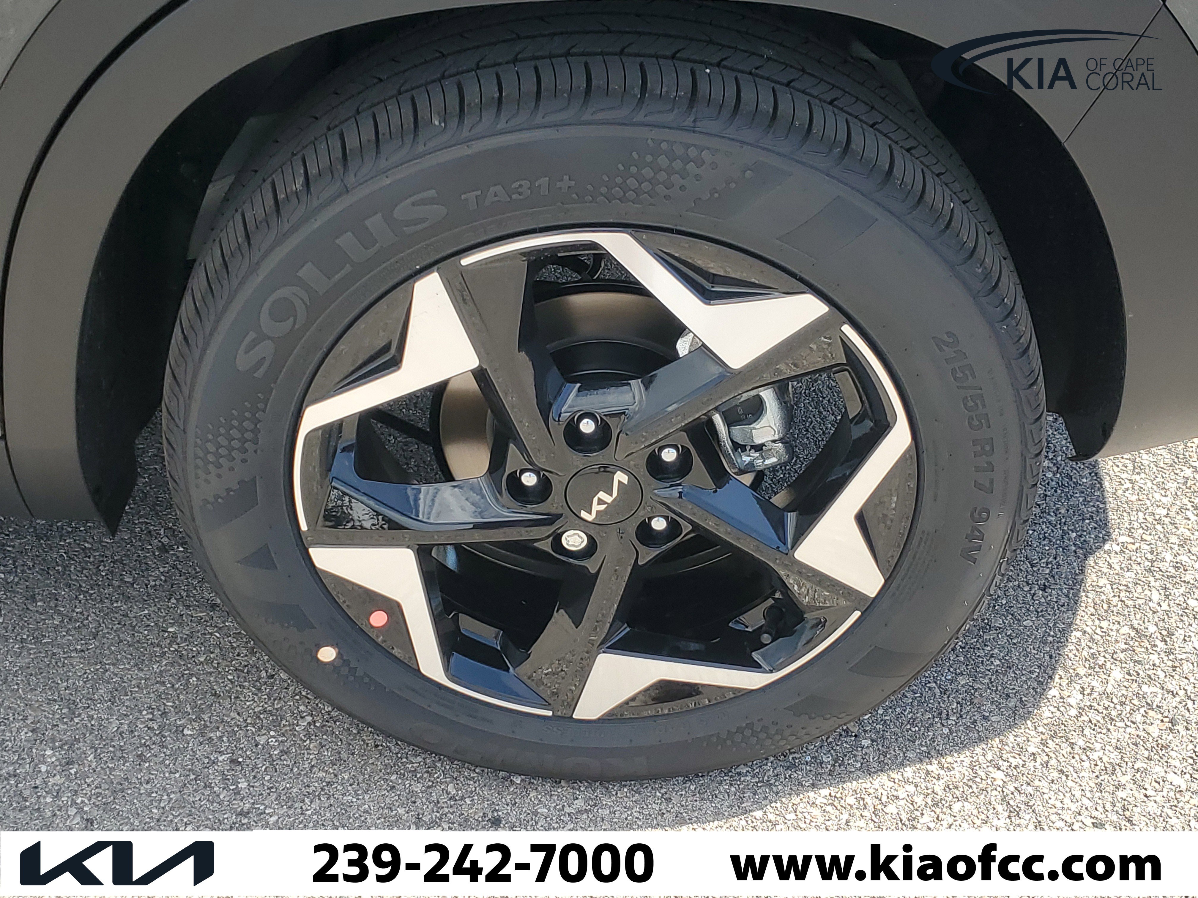 New 2026 Kia Seltos S FWD image 6