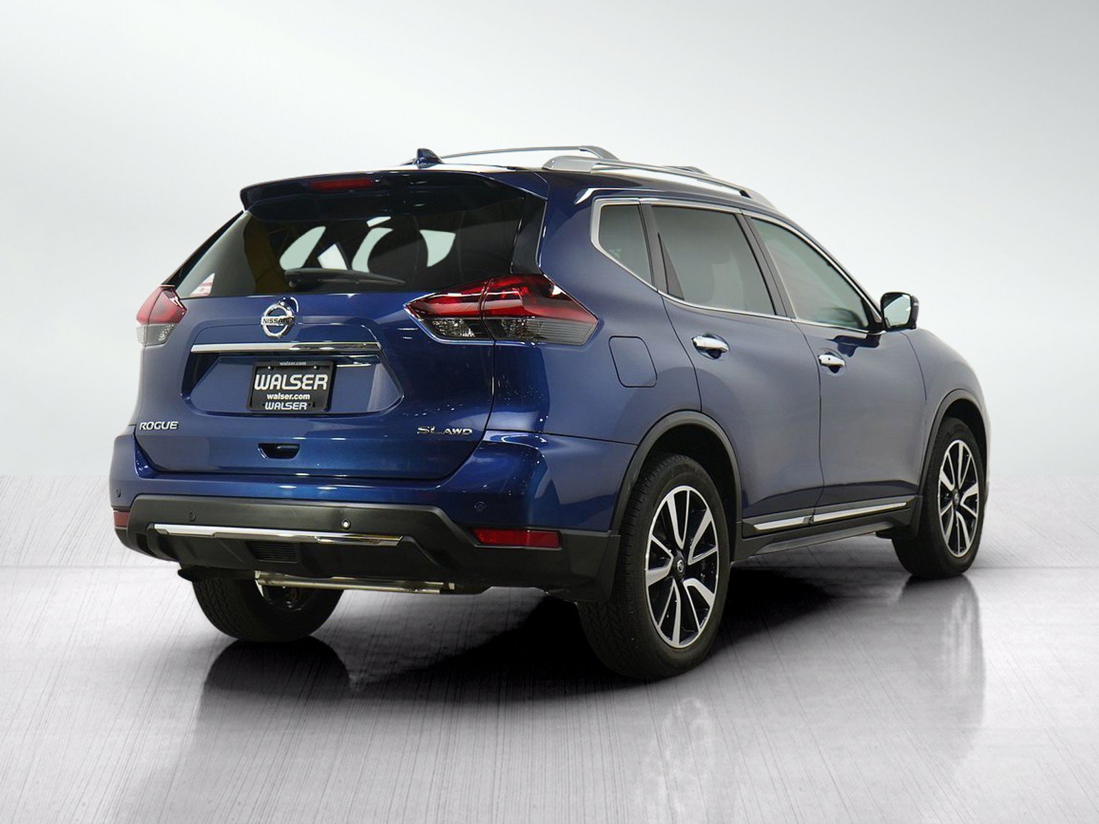 Used 2019 Nissan Rogue SL w/ Premium Package AWD/4WD image 5
