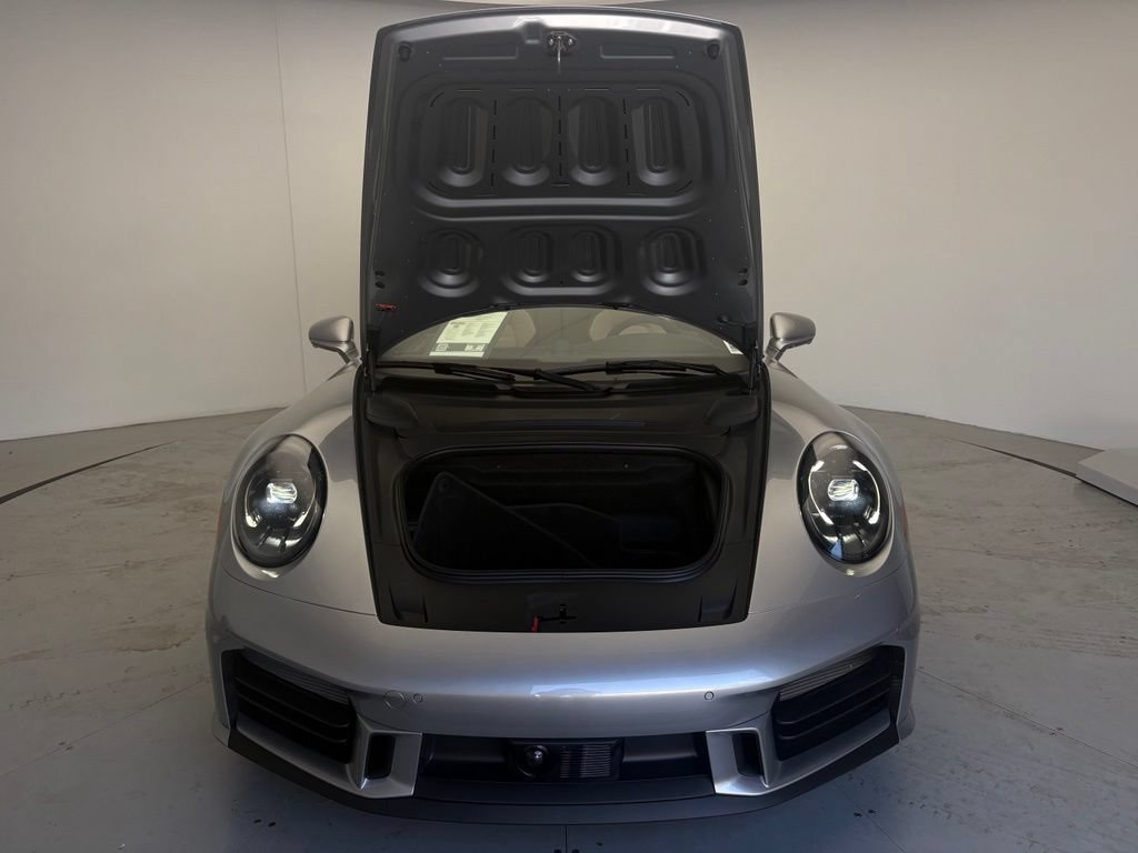 Certified 2026 Porsche 911 Targa 4S AWD/4WD image 6
