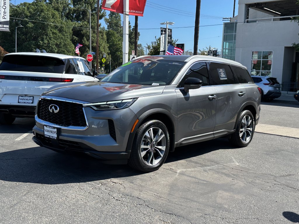 Used 2023 INFINITI QX60 Luxe w/ Performance Audio Package AWD/4WD image 2