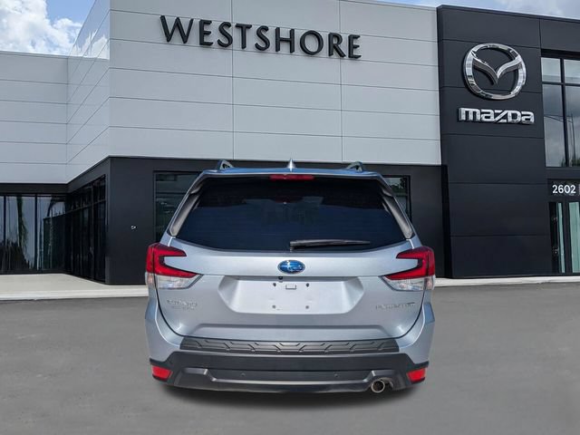 Used 2022 Subaru Forester Limited AWD/4WD image 4