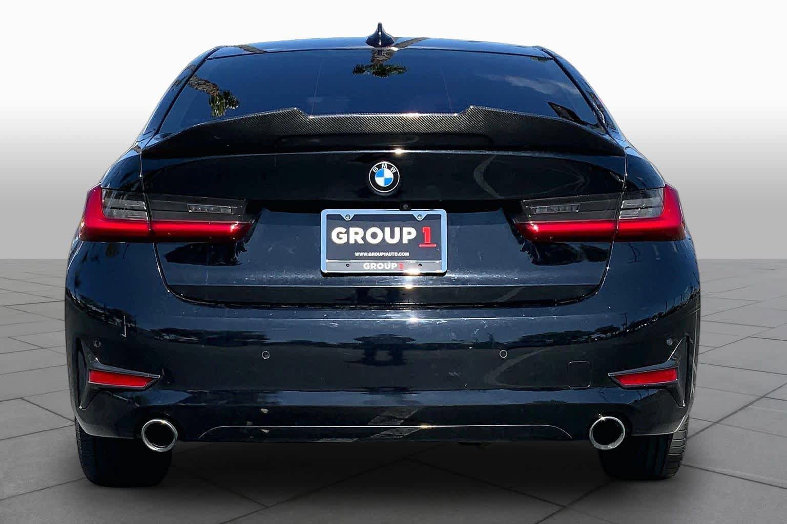 Used 2021 BMW 330i Sedan RWD image 4