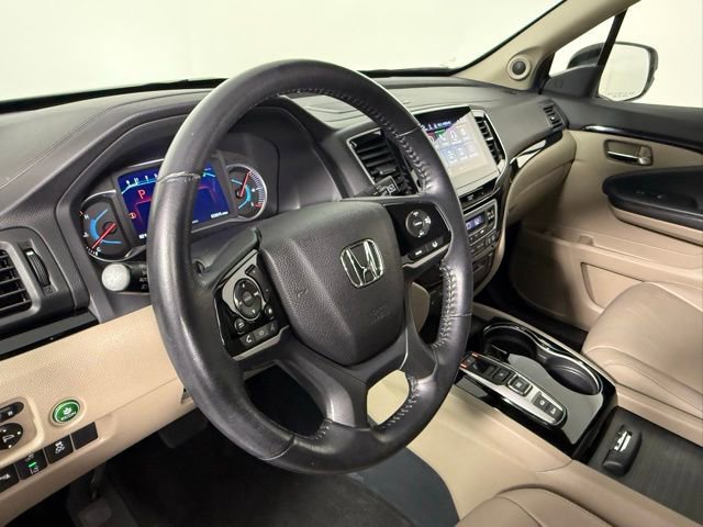 Used 2021 Honda Pilot Touring image 15