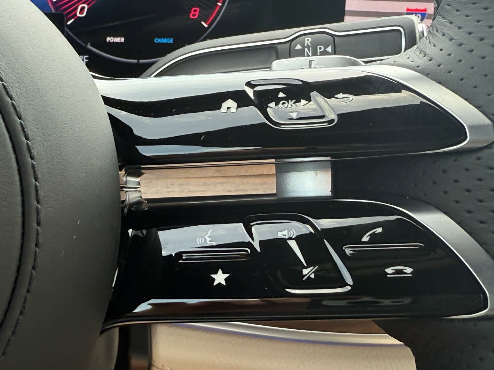 New 2026 Mercedes-Benz GLS 580 4MATIC image 21