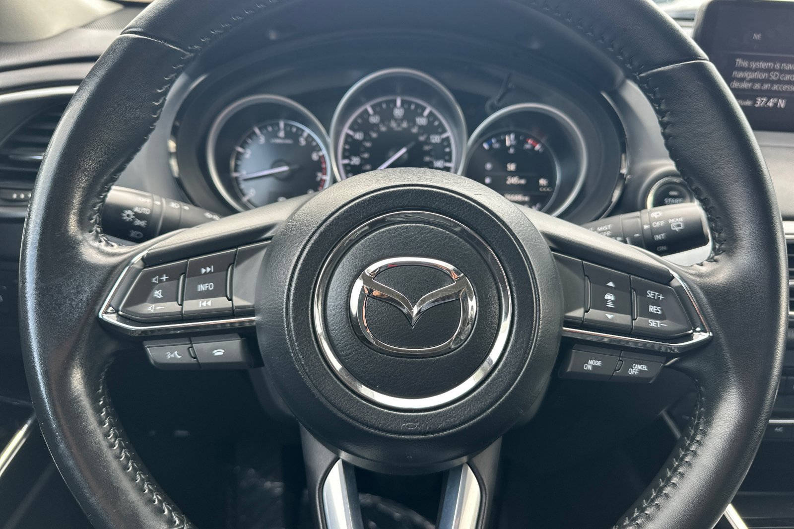 Used 2023 MAZDA CX-9 Touring image 28