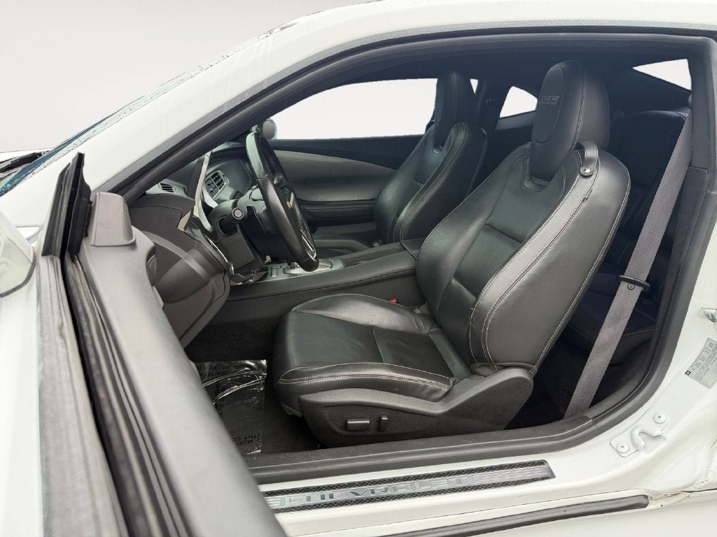 Used 2012 Chevrolet Camaro SS w/ RS Package RWD image 7