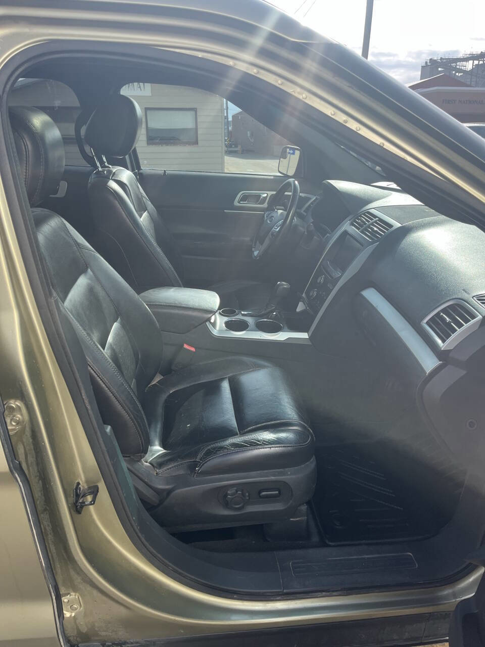Used 2013 Ford Explorer XLT image 7
