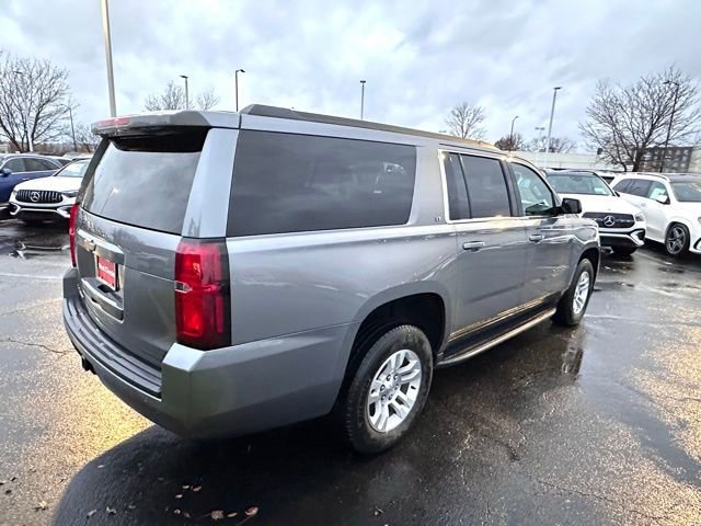 Used 2018 Chevrolet Suburban LT image 9