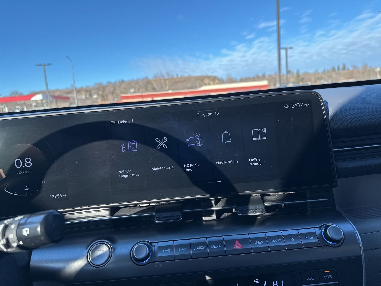 Used 2025 Hyundai Kona Limited image 30