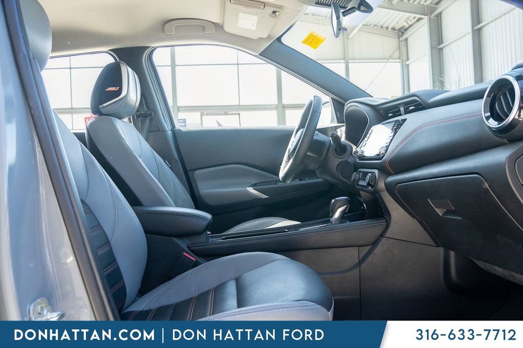 Used 2021 Nissan Kicks SR w/ SR Premium Package image 19